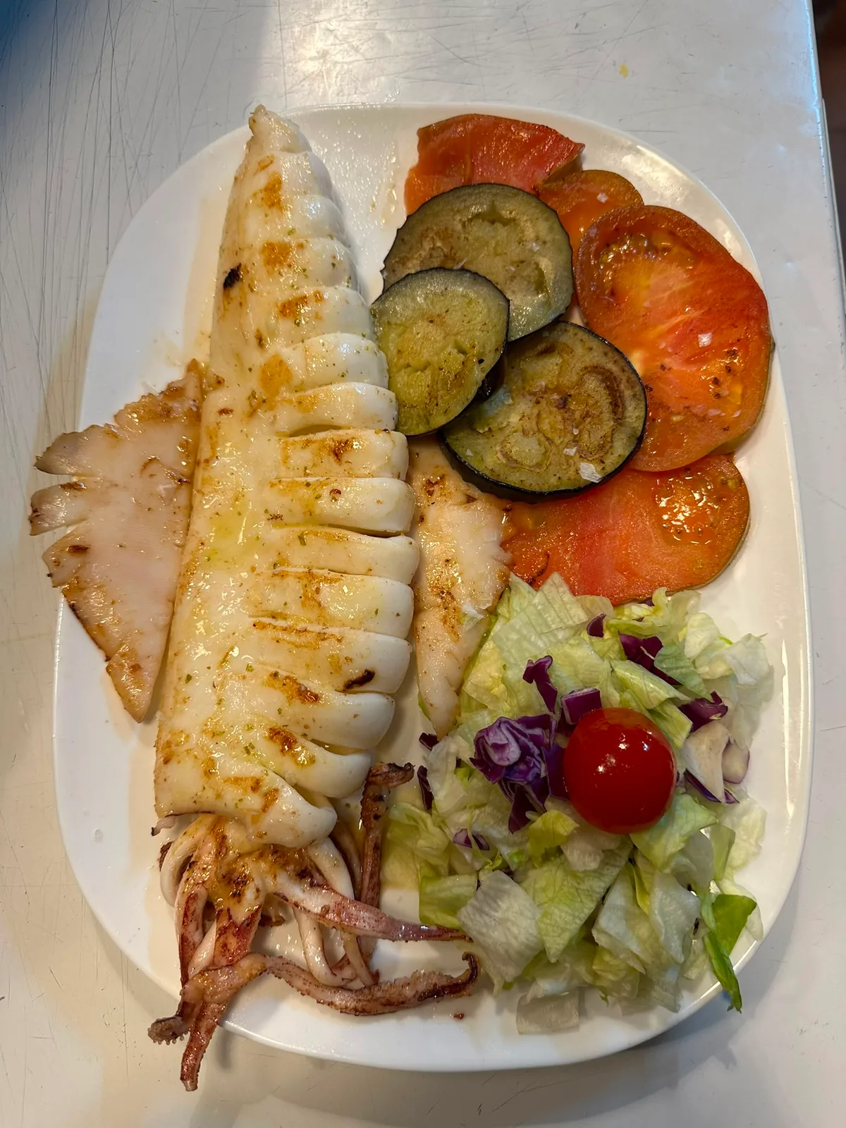 Tomato with anchovies